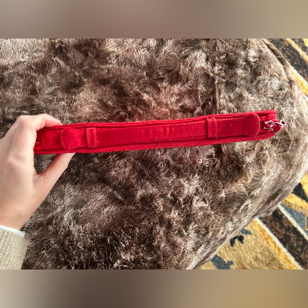 Vera Bradley Quilted Red Organizer - Picture 4 of 5